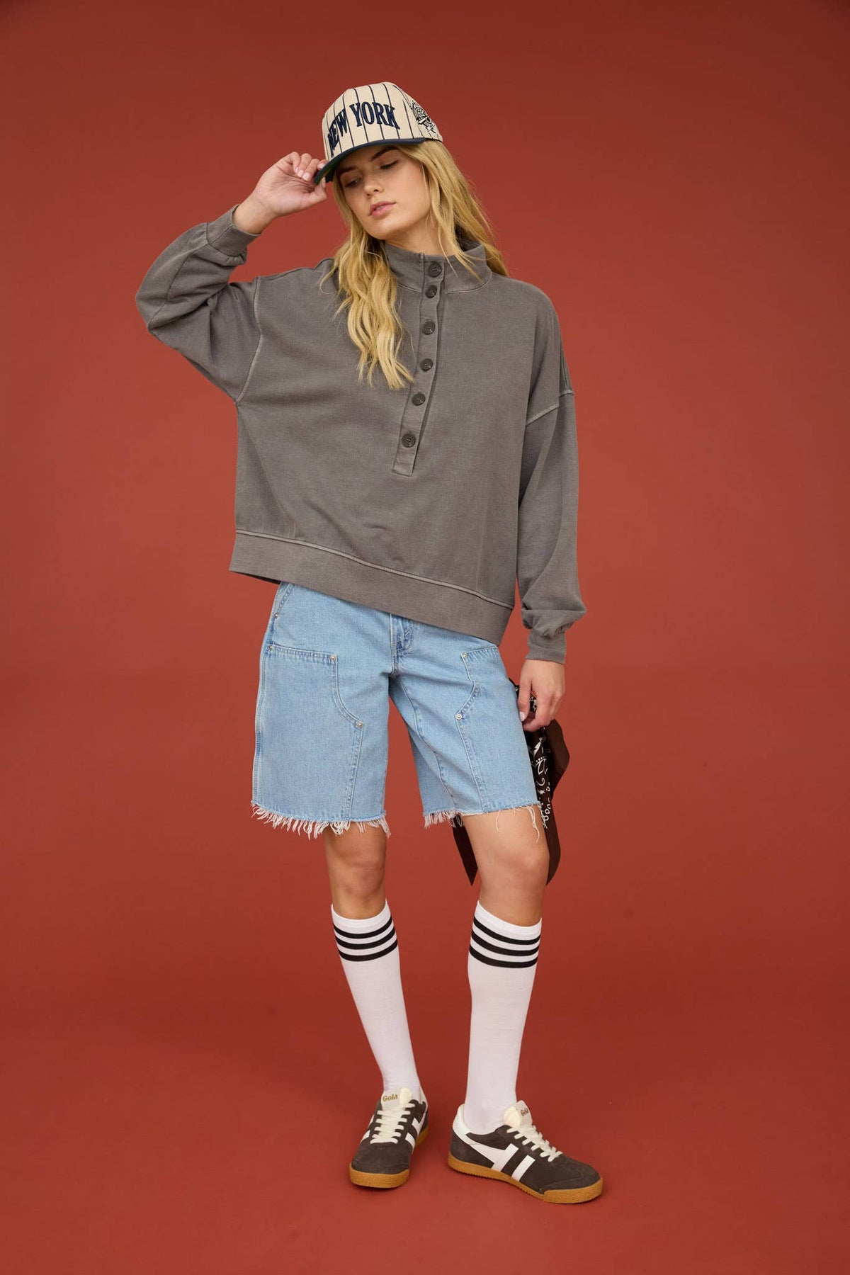 GRAY MOCK NECK HENLEY