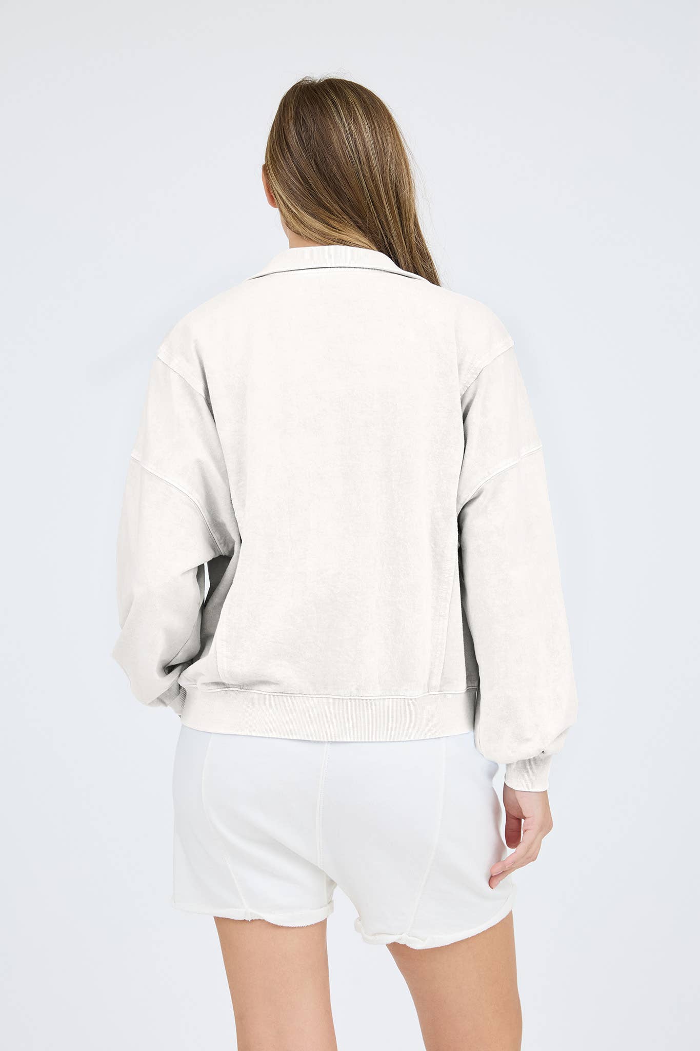 IVORY HALF SNAP BUTTON TOP