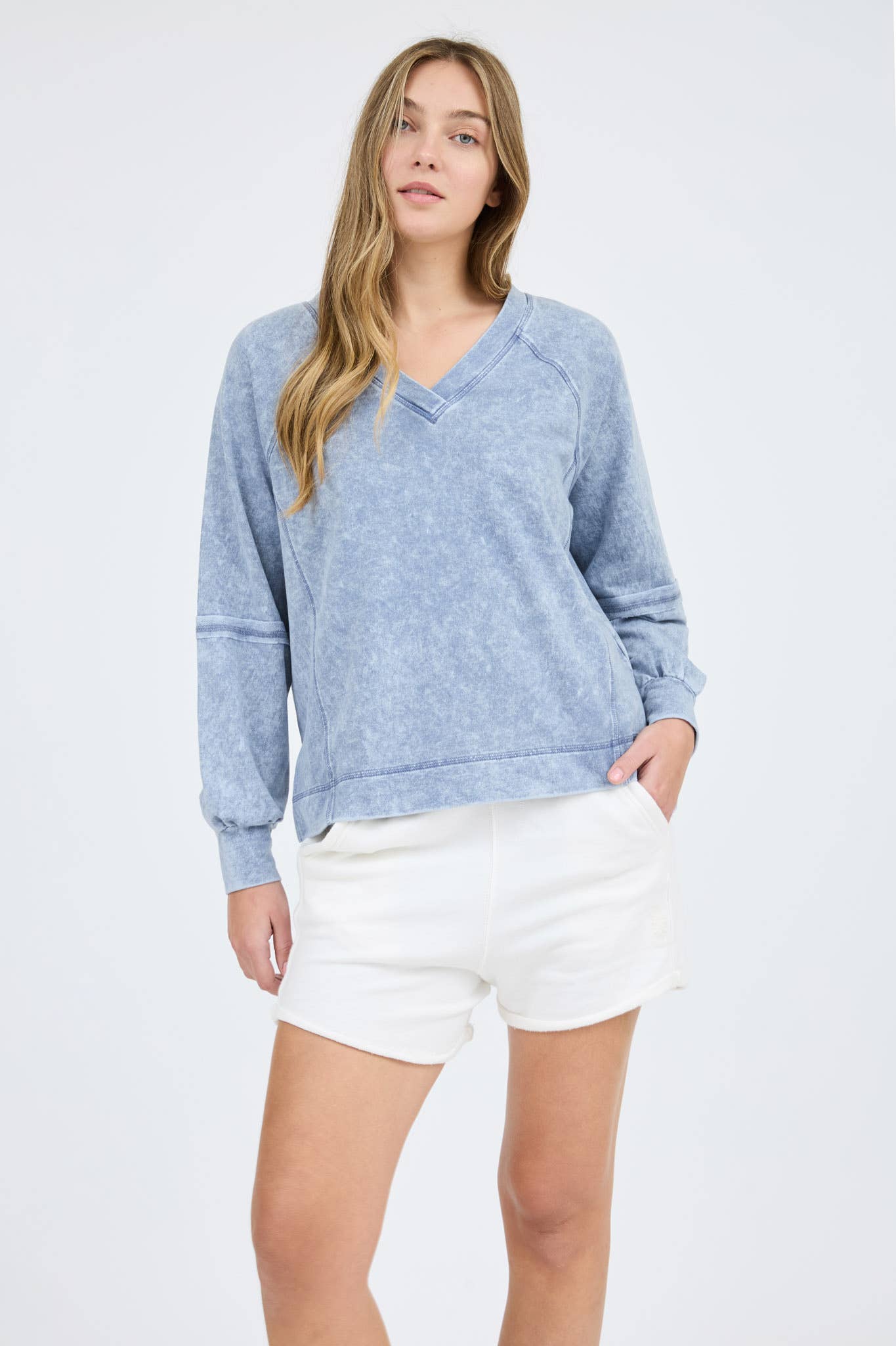 WASHED V NECK TOP