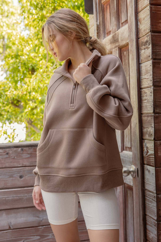 HALF ZIP SWEATSHIRT