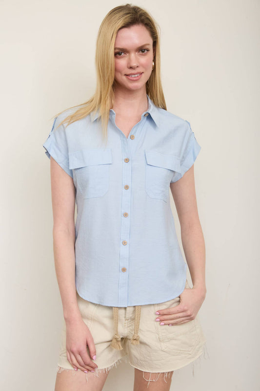 BLUE COLLARED BUTTON UP SHIRT