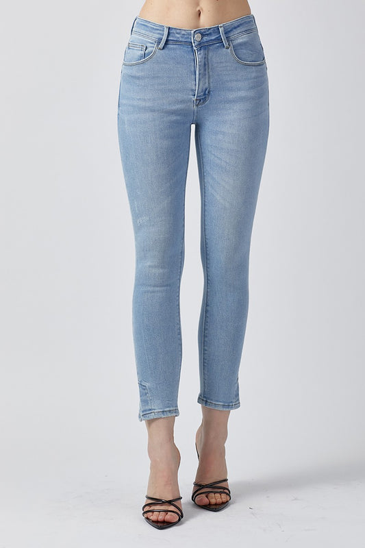 MID RISE CURVY YOKE SKINNY