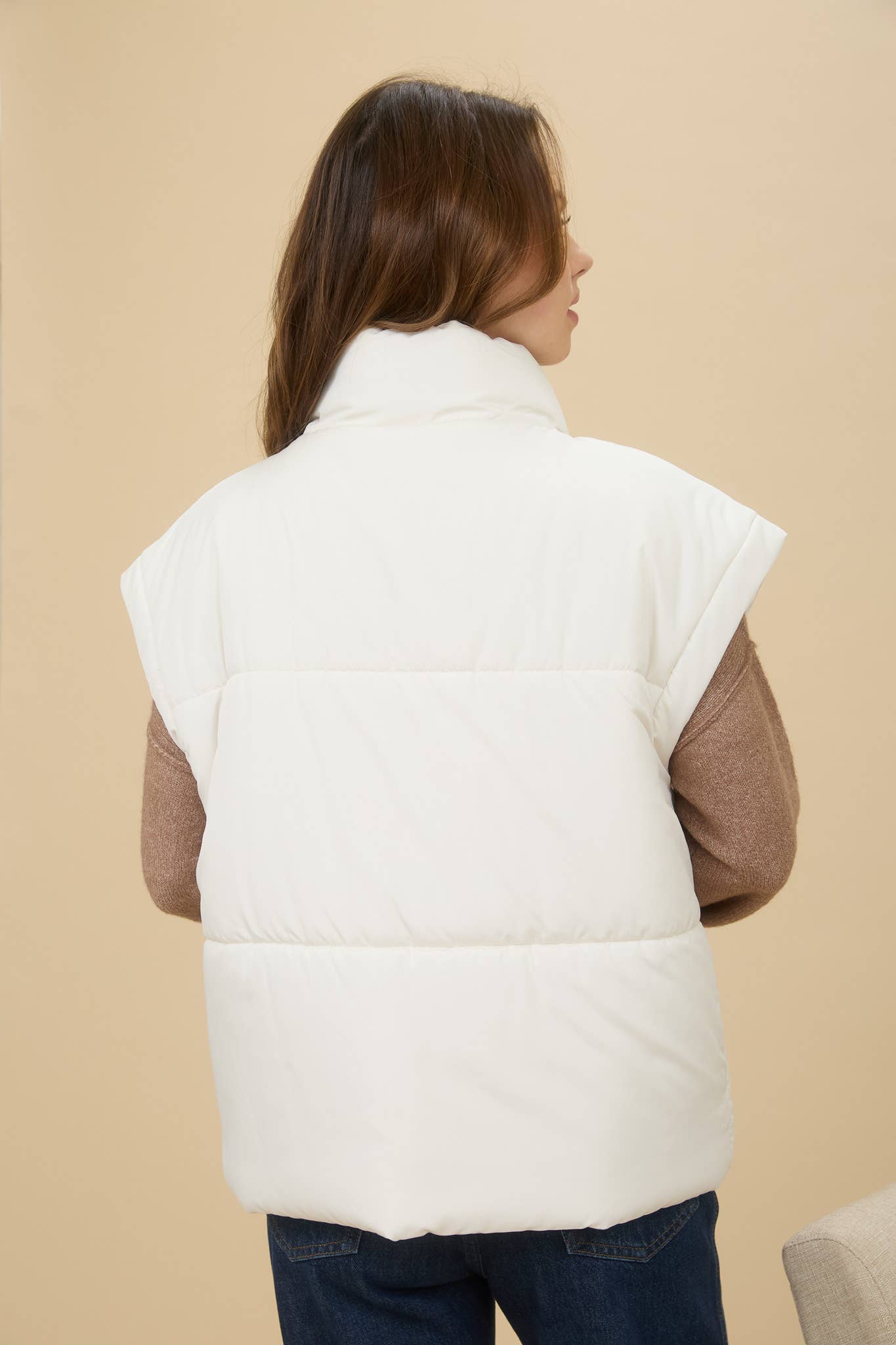 IVORY SNAP BUTTON PUFFER VEST
