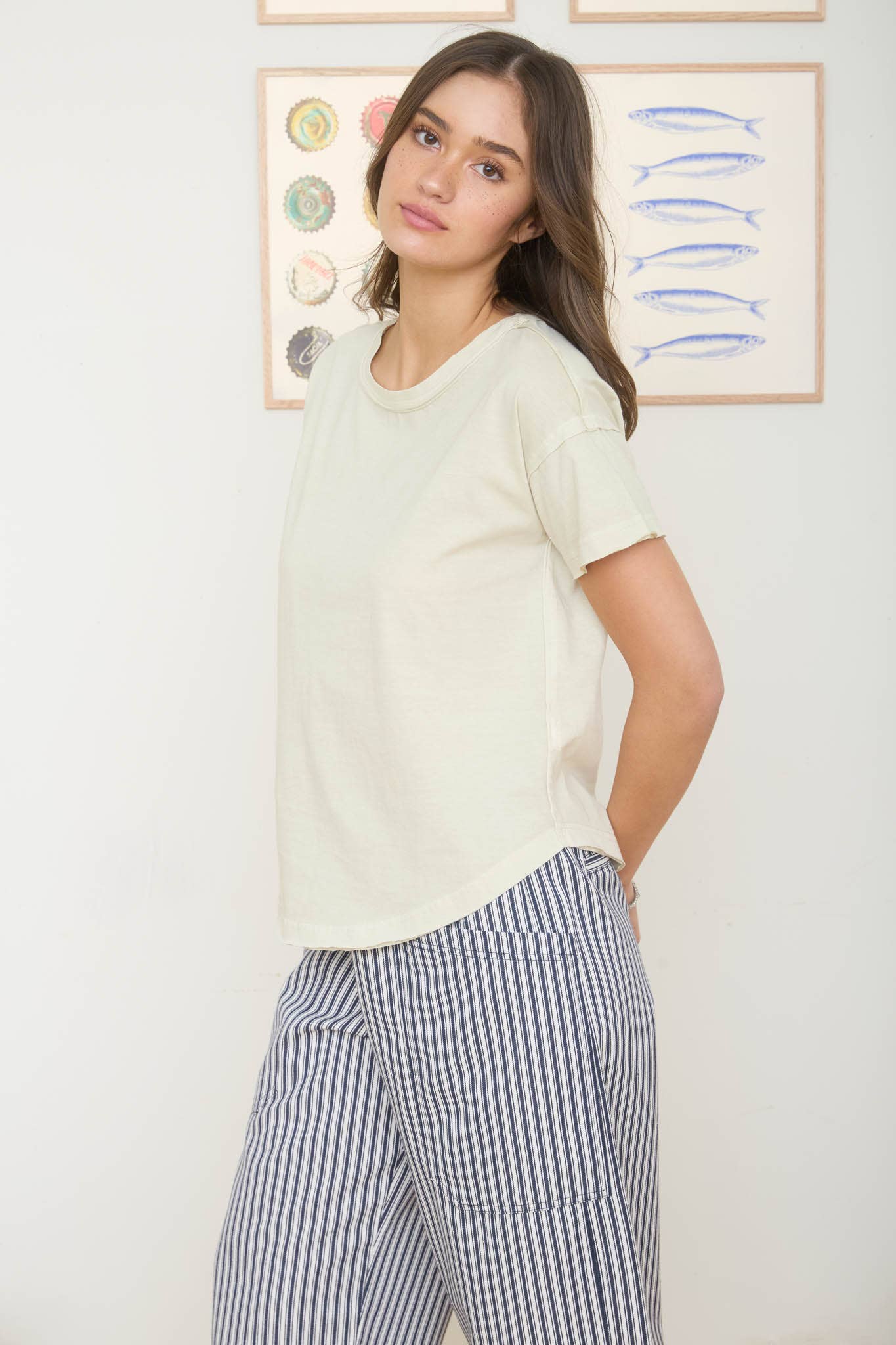 ALMOND EXPOSED SEAM TOP