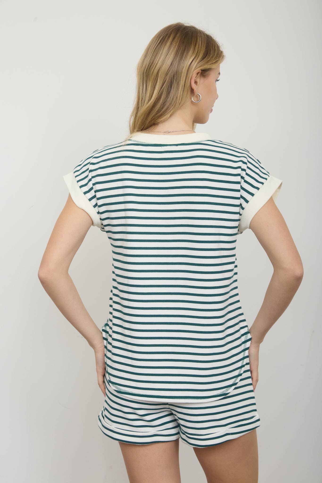 GREEN STRIPE TOP