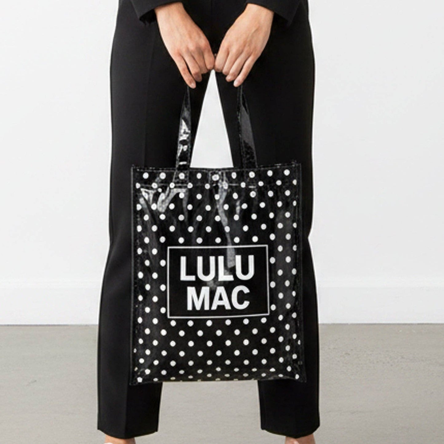 BLACK WHITE DOTS REUSABLE BAG