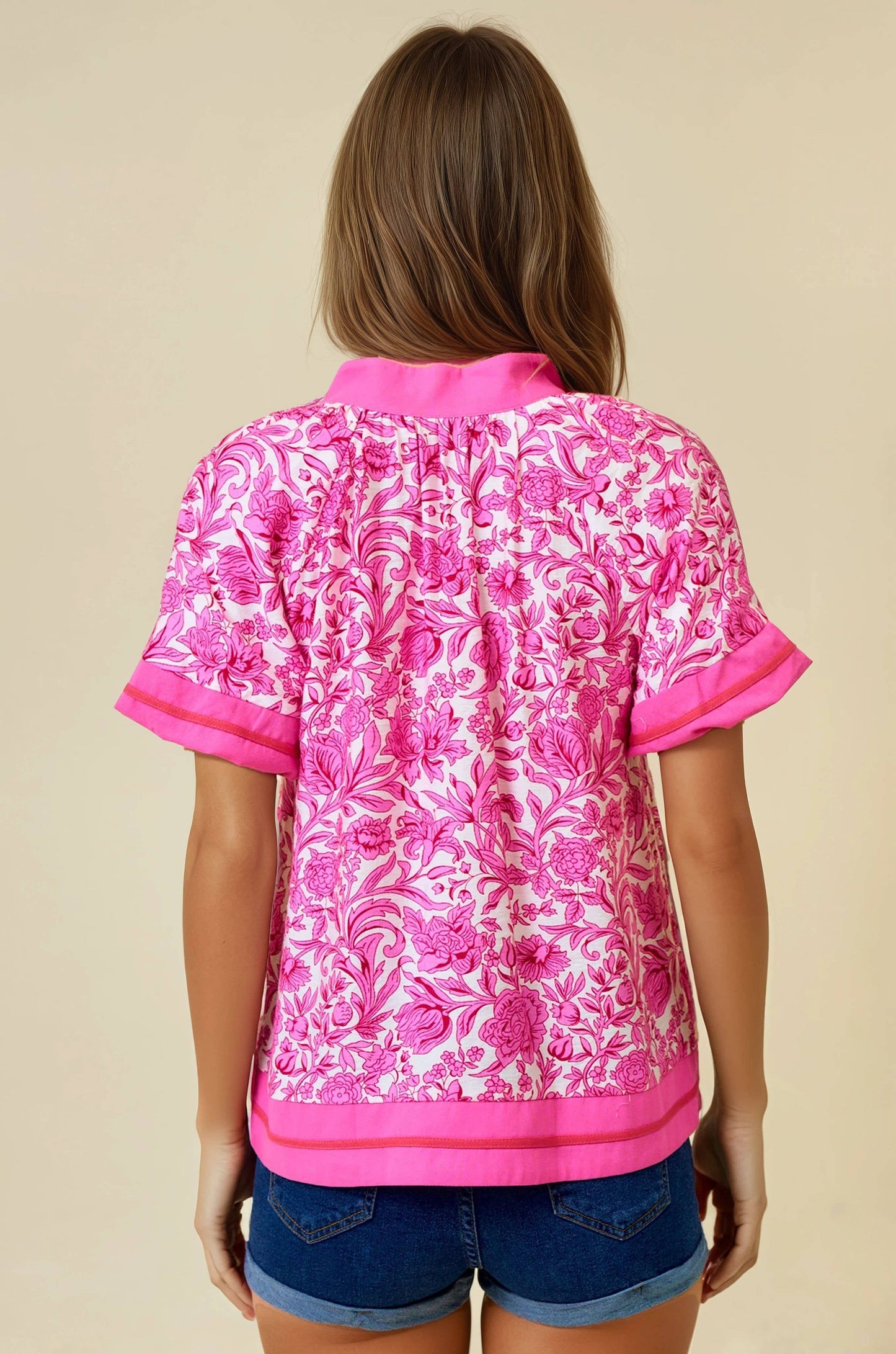 PINK FLORAL PRINTED VNECK TOP