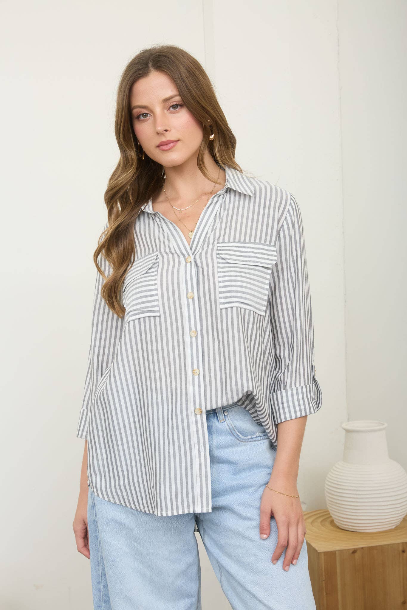 BLACK STRIPE COLLARED BUTTON DOWN