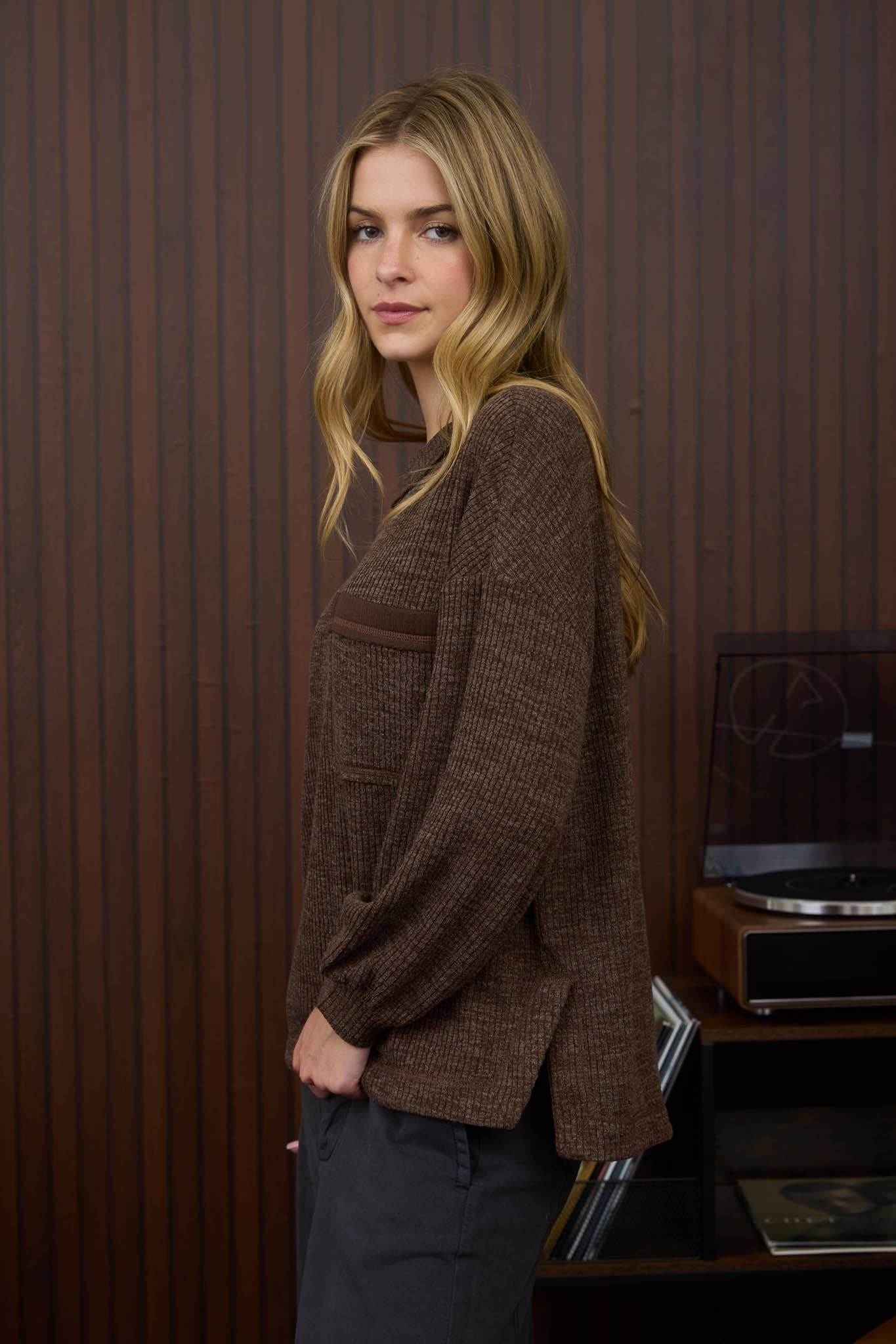 CHOCOLATE BUTTON DETAIL TOP