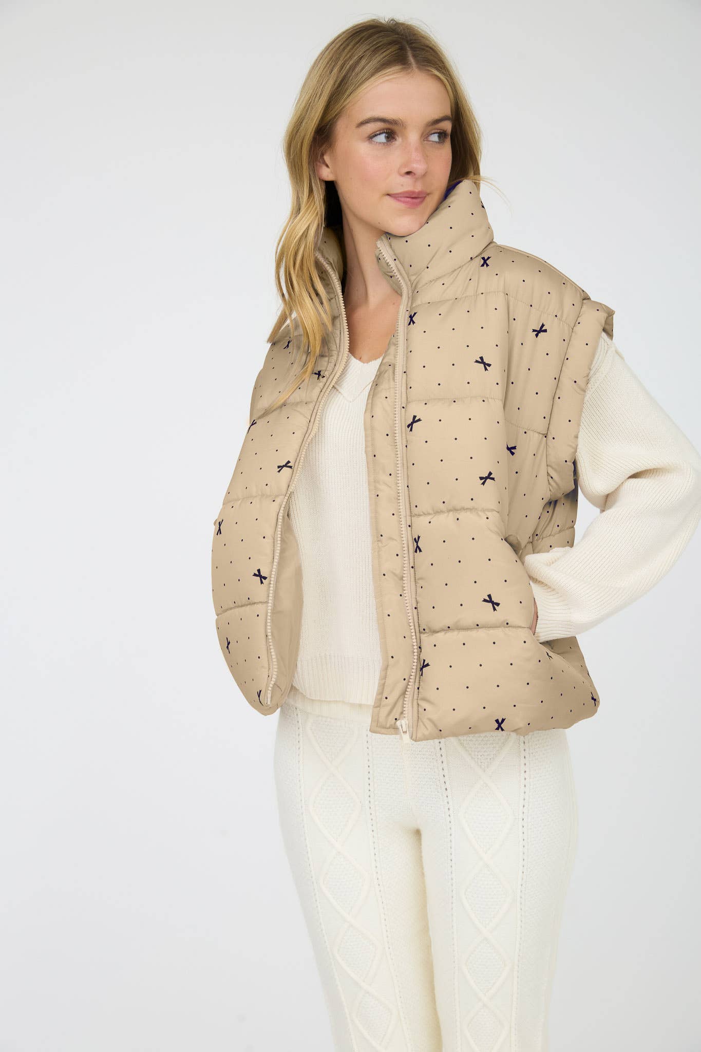 KHAKI BOW ZIP-UP PUFFER VEST