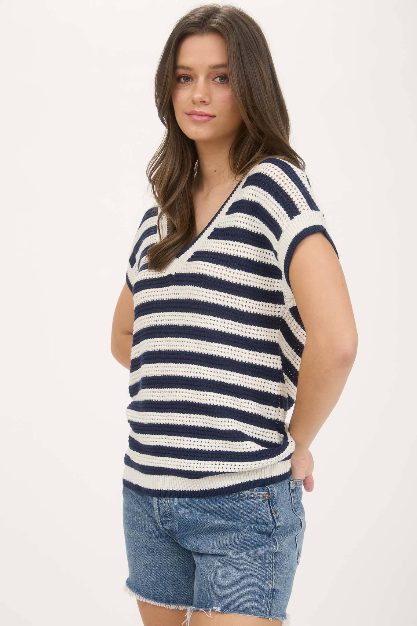 NAVY CROCHET KNIT TOP