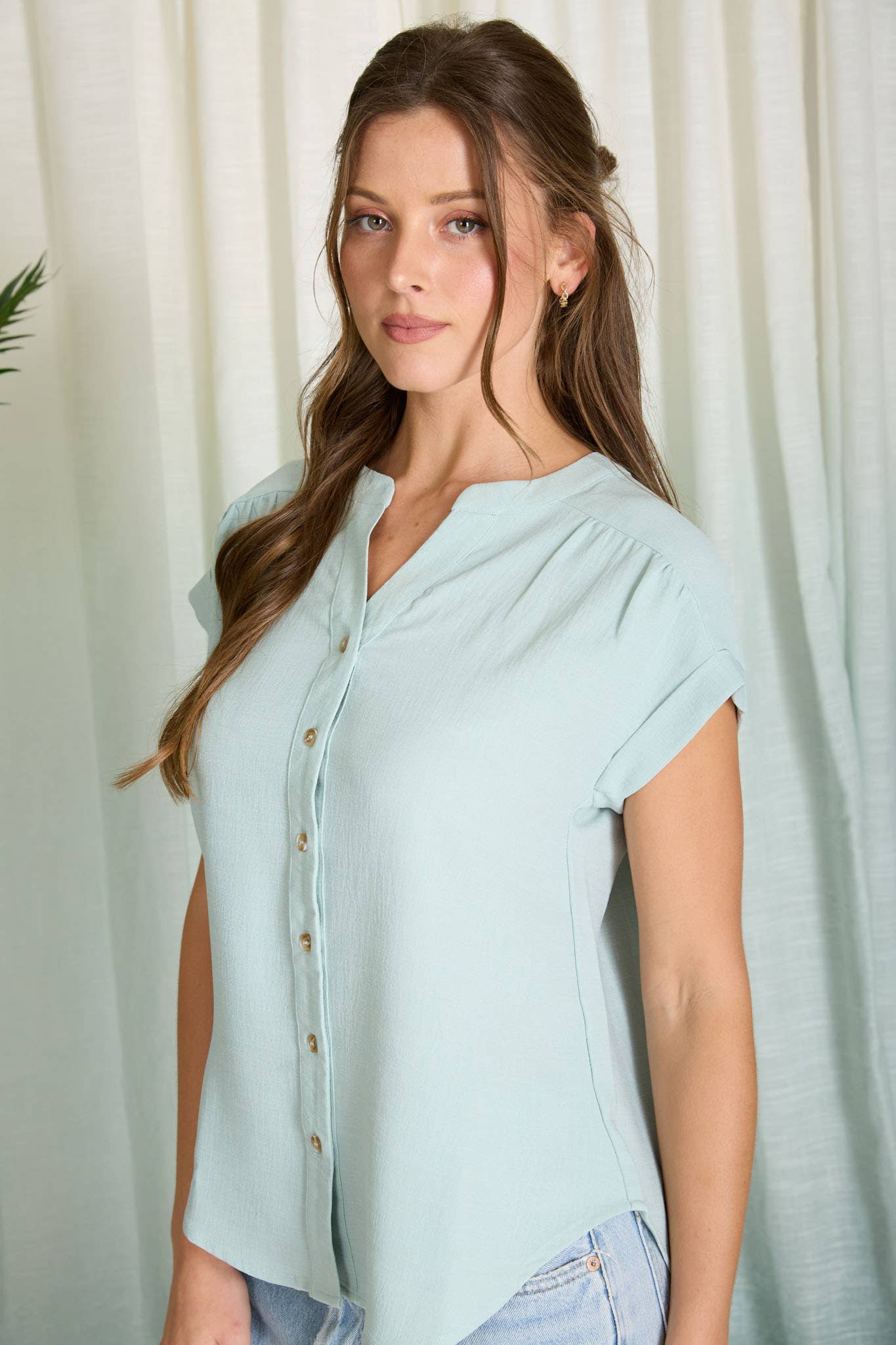 MINT CUFFED SLEEVE TOP
