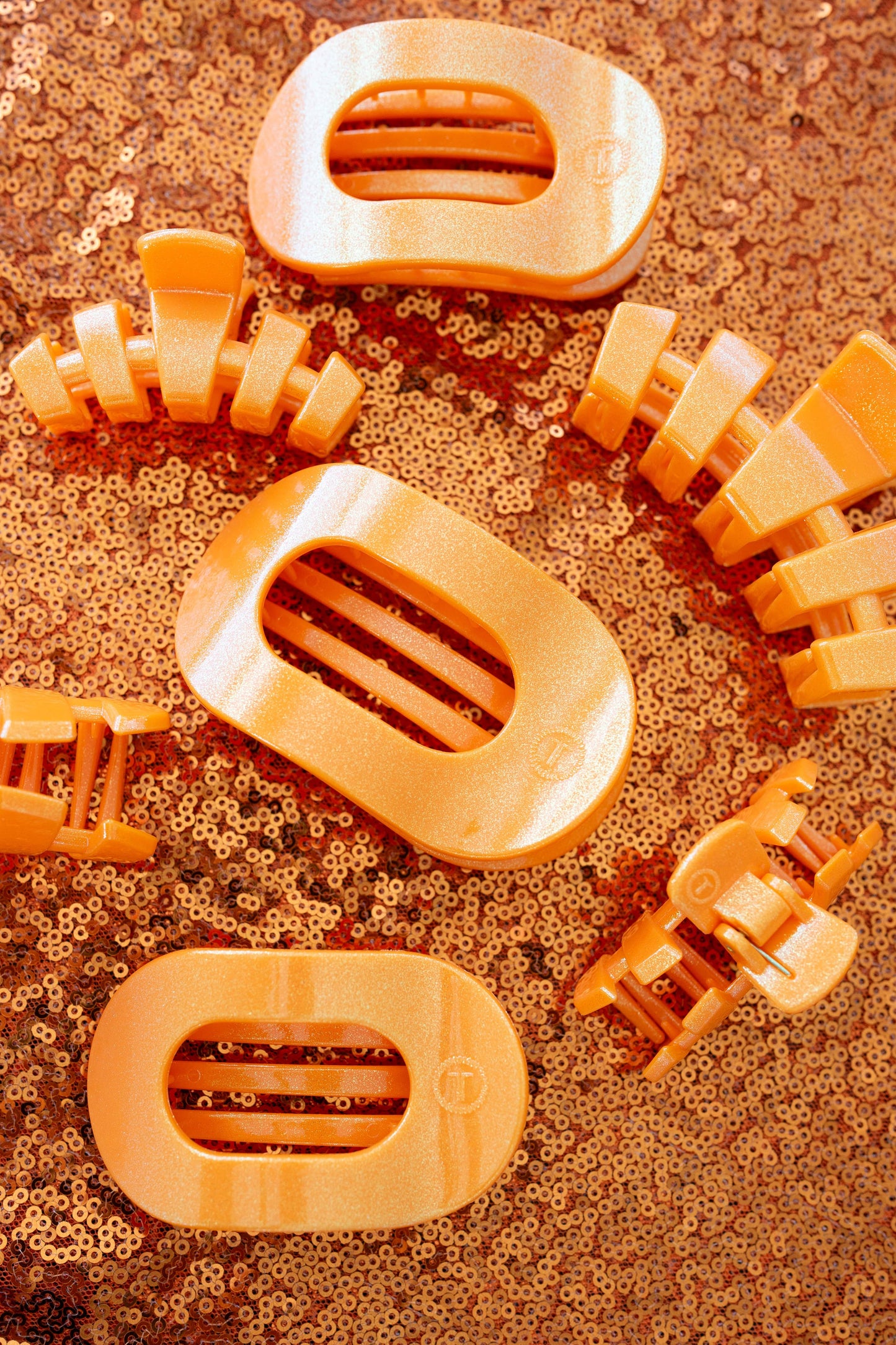 Flat Round Hair Clip | Small | Showbiz